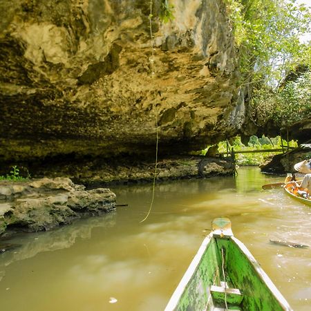 Affittacamere Kampoeng Karst Rammang Rammang Kasijala Esterno foto