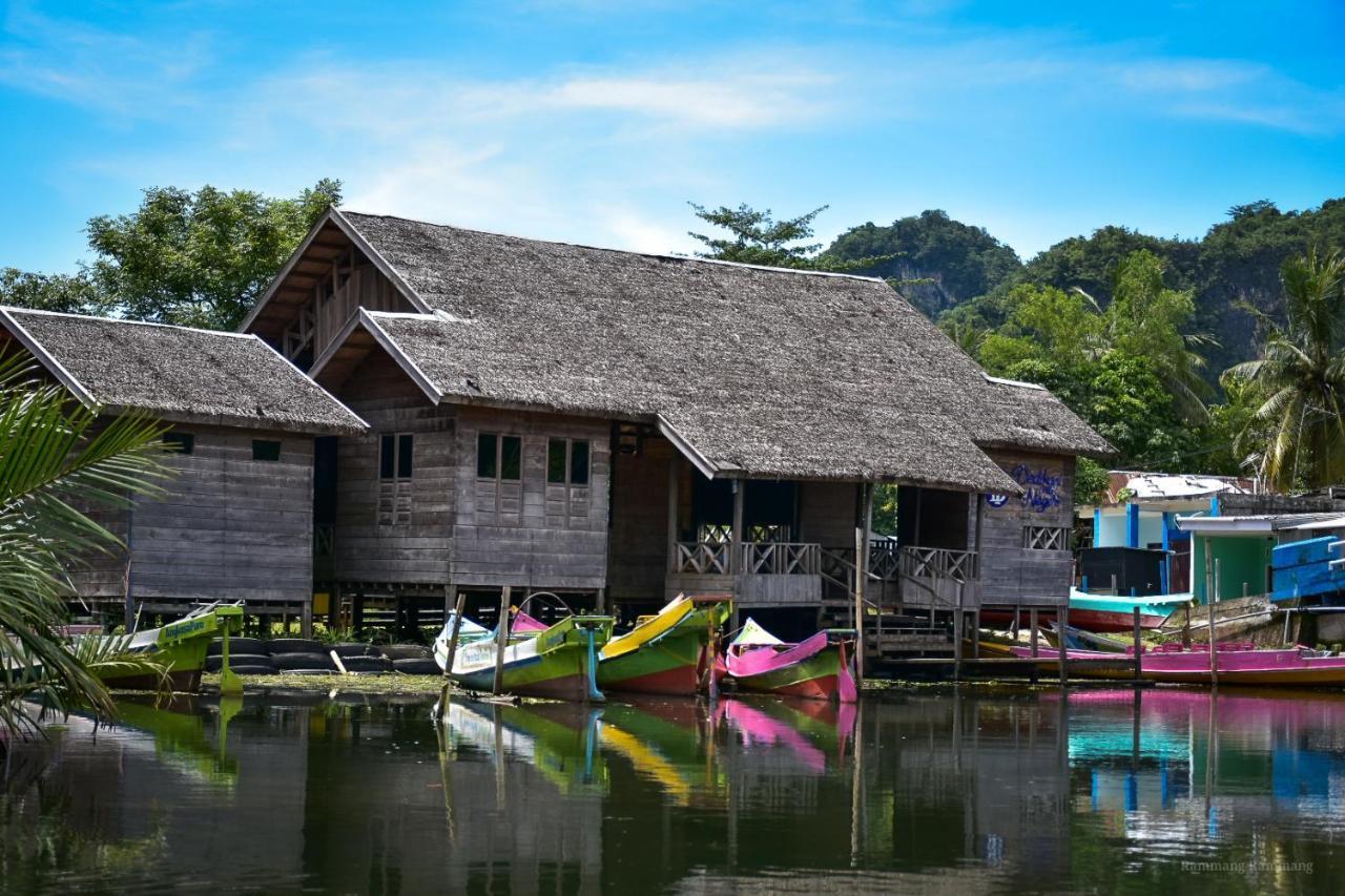Affittacamere Kampoeng Karst Rammang Rammang Kasijala Esterno foto